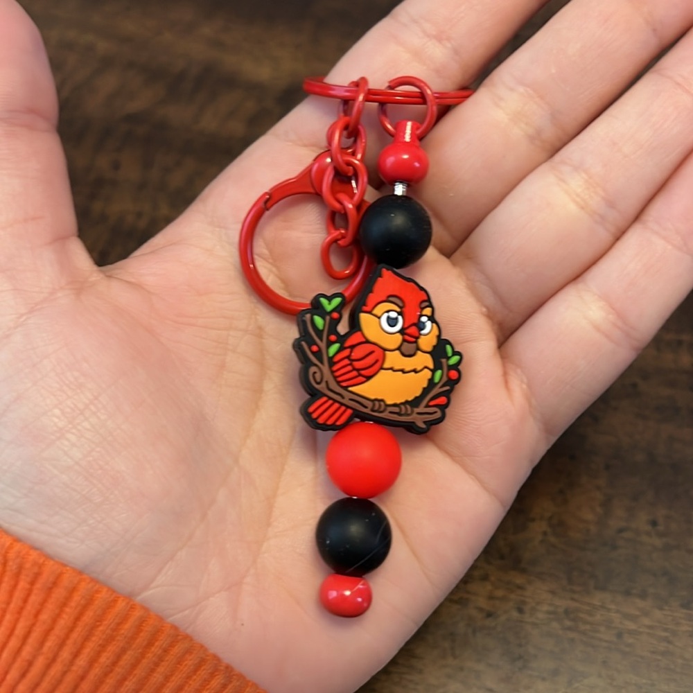 HandMade Red-Bird Keychain - Picture 2 of 3